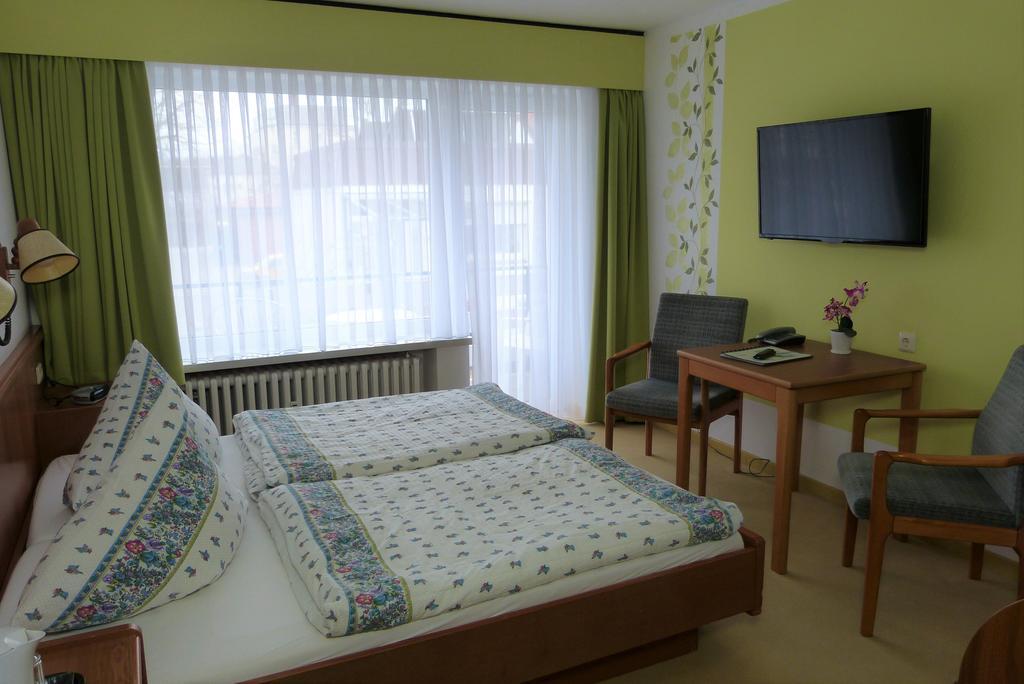 Hotel Am Kurpark Маленте Номер фото